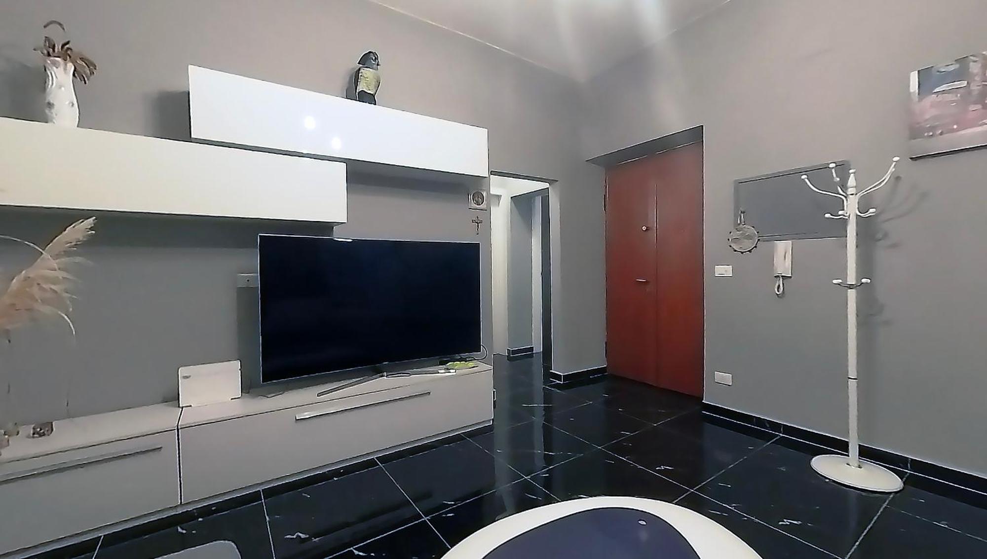 Tra Centro E Mare - Intero Appartamento Con Parcheggio Savona Esterno foto